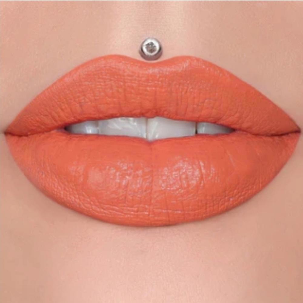 Jeffree Star - Velvet Trap - "Wyoming Iced Tea"